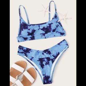Blue tie-dye bikini set